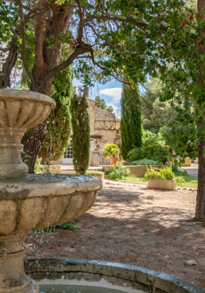 restaurant domaine de roquerousse: le parc